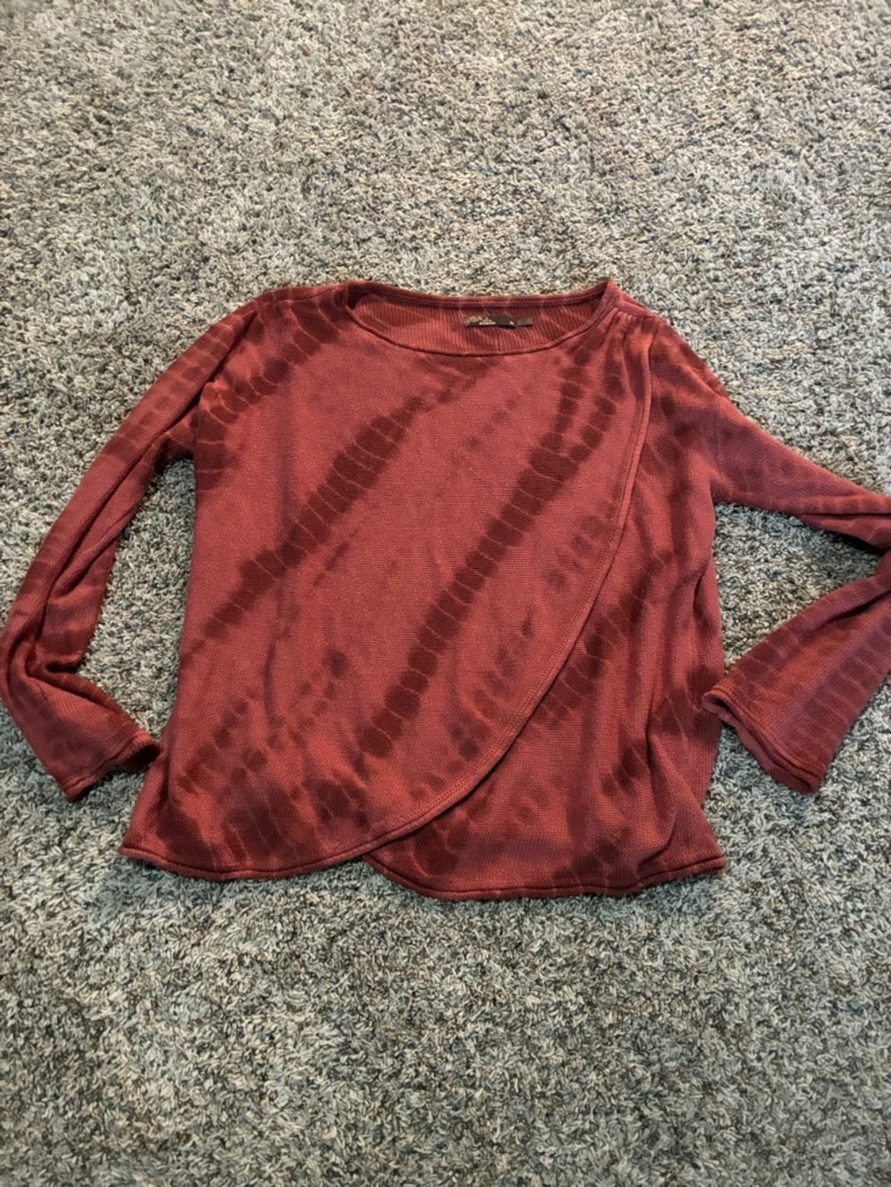 Prana tie dye sweater great for nursing breastfeeding